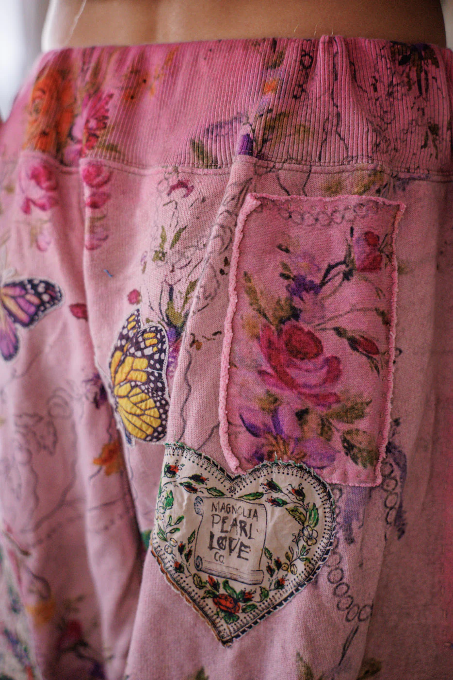 Appliqué Doll Cali Shorts - Image 8