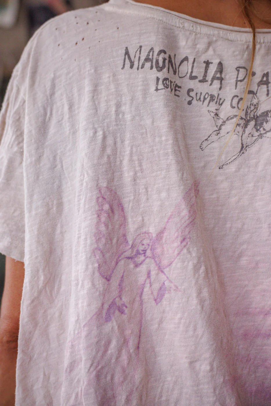 Aura and The Moon Tee - Image 4