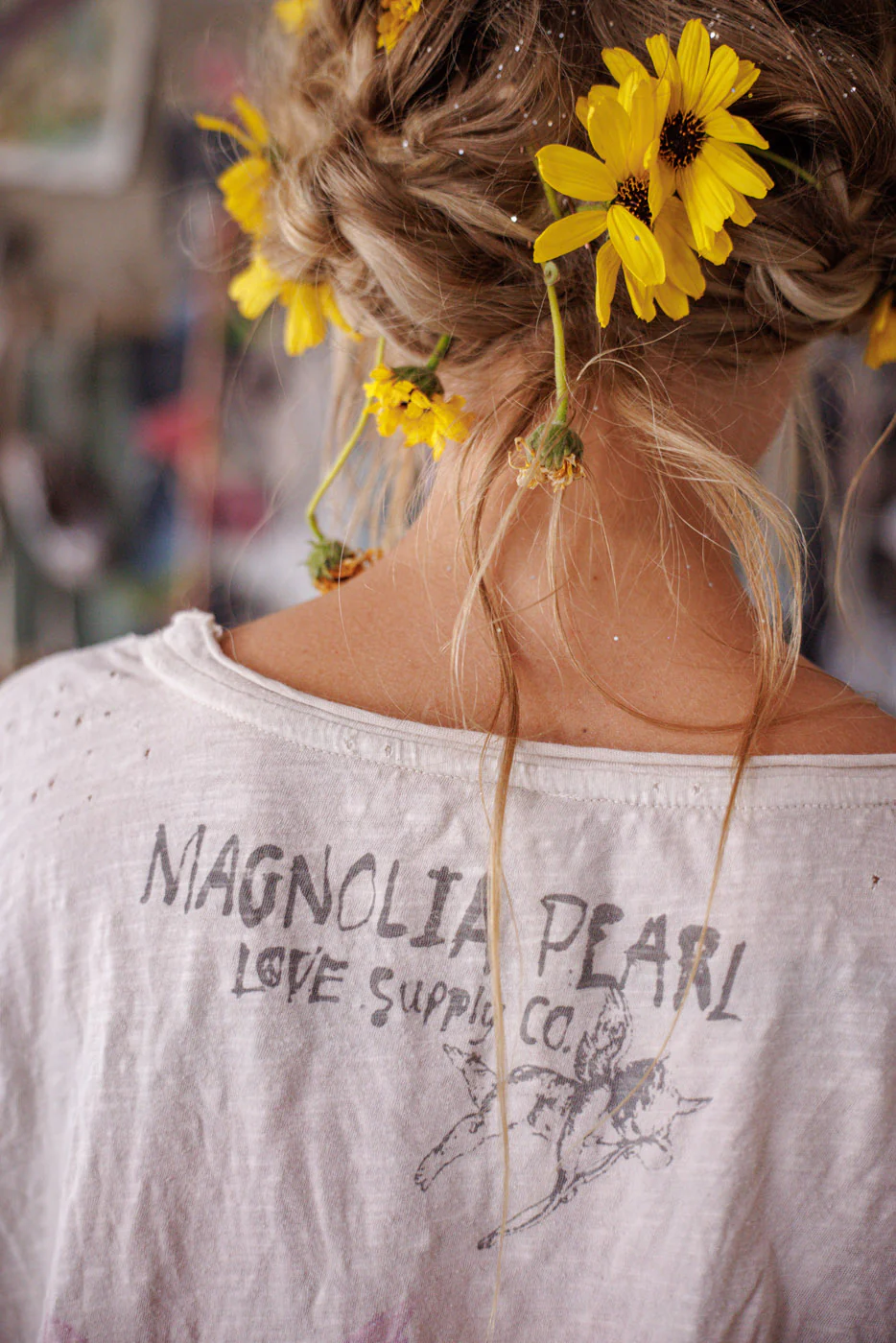 Aura and The Moon Tee - Image 5