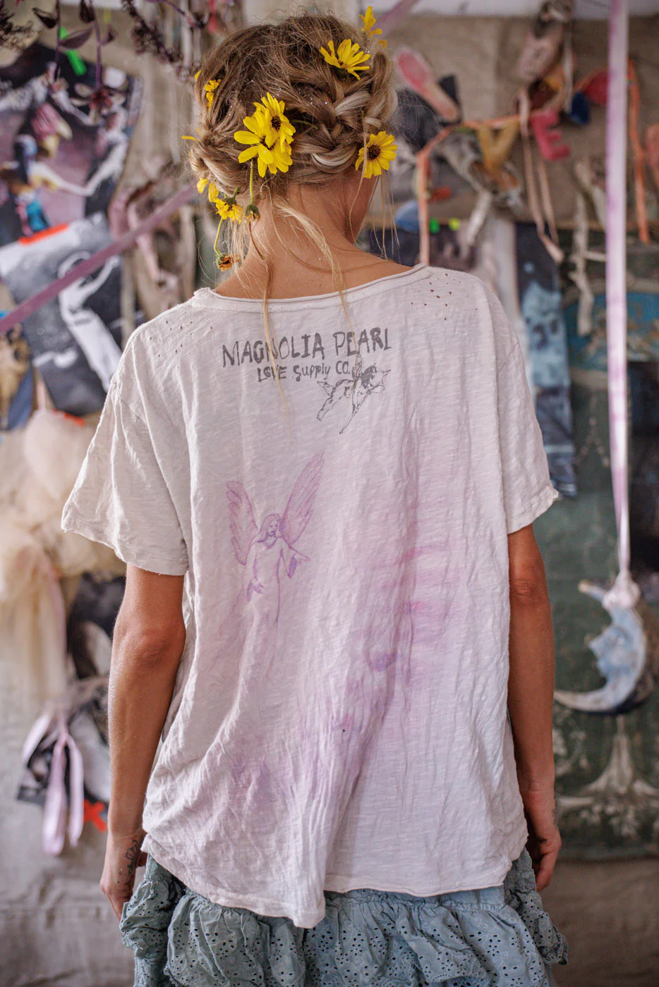 Aura and The Moon Tee - Image 6