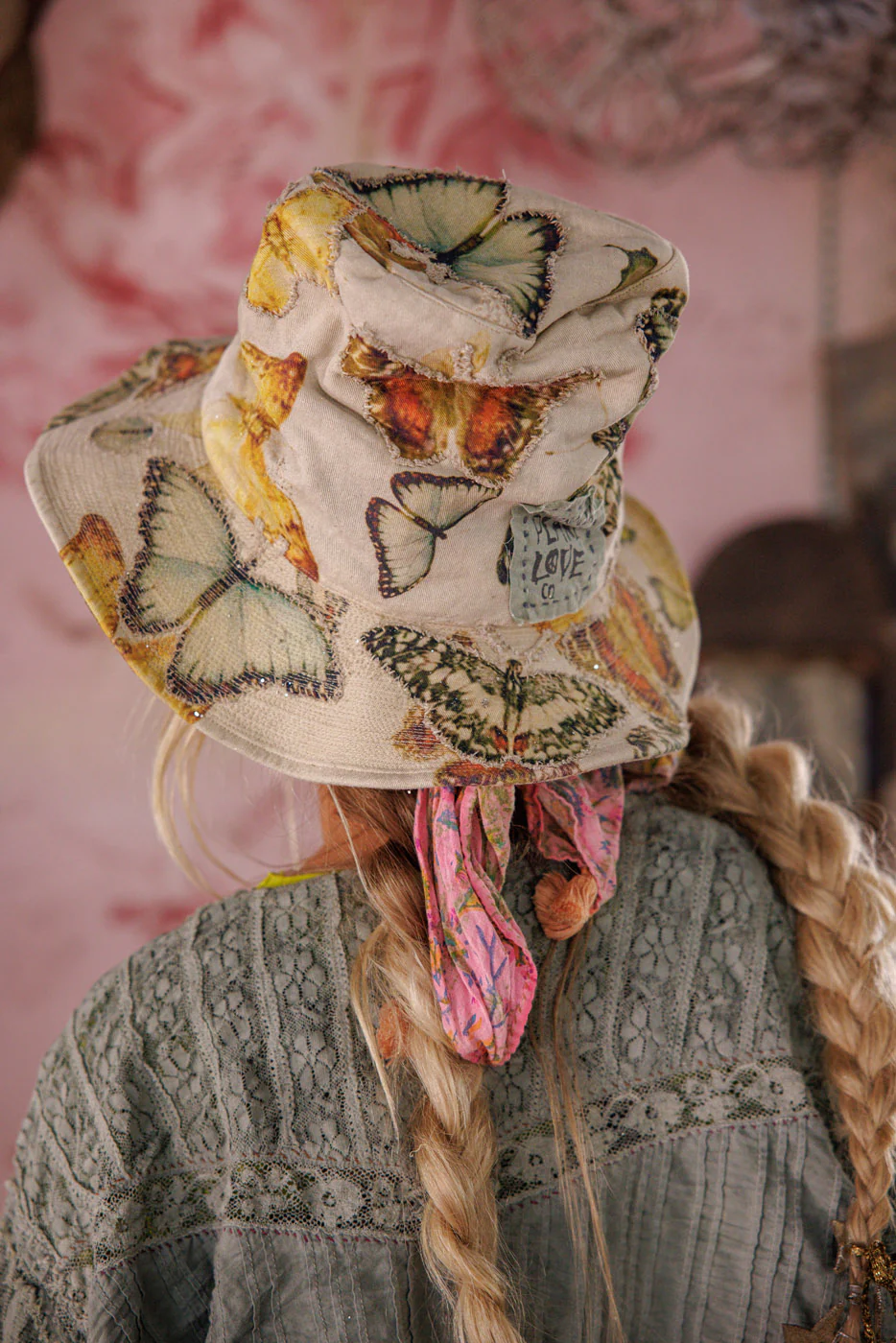 Butterfly Appliqué Hat - Image 4
