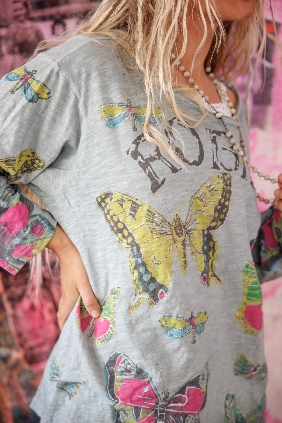 Butterfly Ensemble Viggo Tee - Image 3