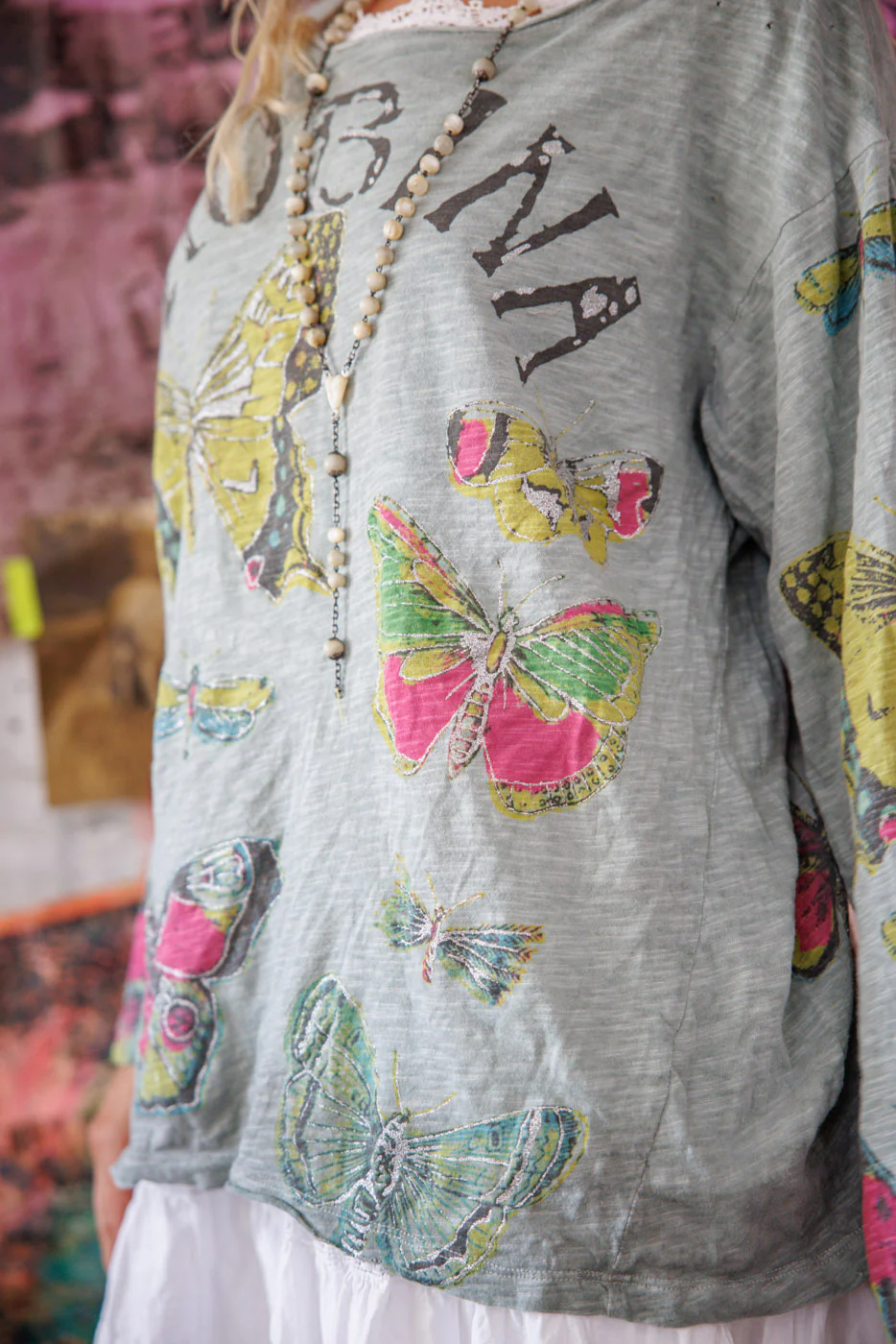 Butterfly Ensemble Viggo Tee - Image 5