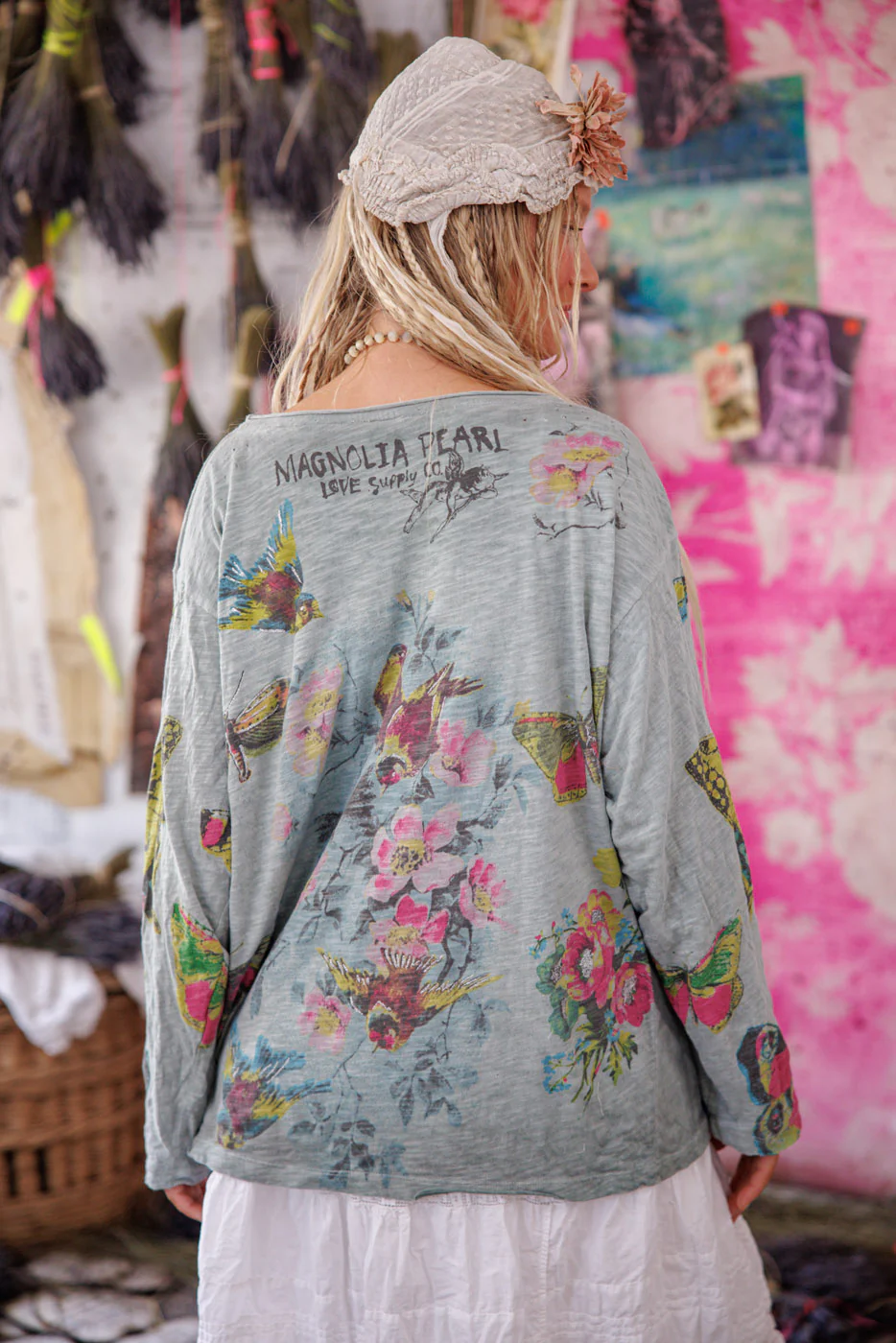 Butterfly Ensemble Viggo Tee - Image 7