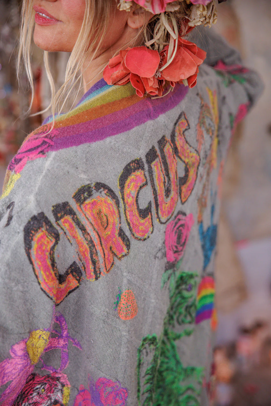 Cable Knit Graphics Kimono - Image 13