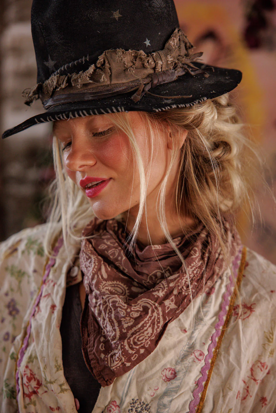 Carnal Handkerchief - Image 2