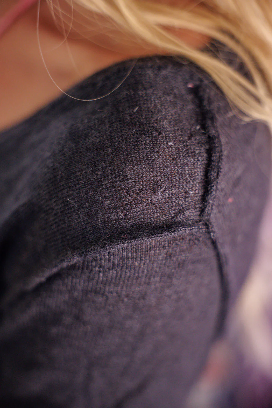Fitted Cashmere Long Sleeve Layer - Image 4
