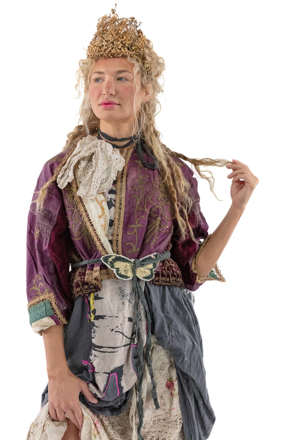 Eyelet Fairen Jabot - Image 6