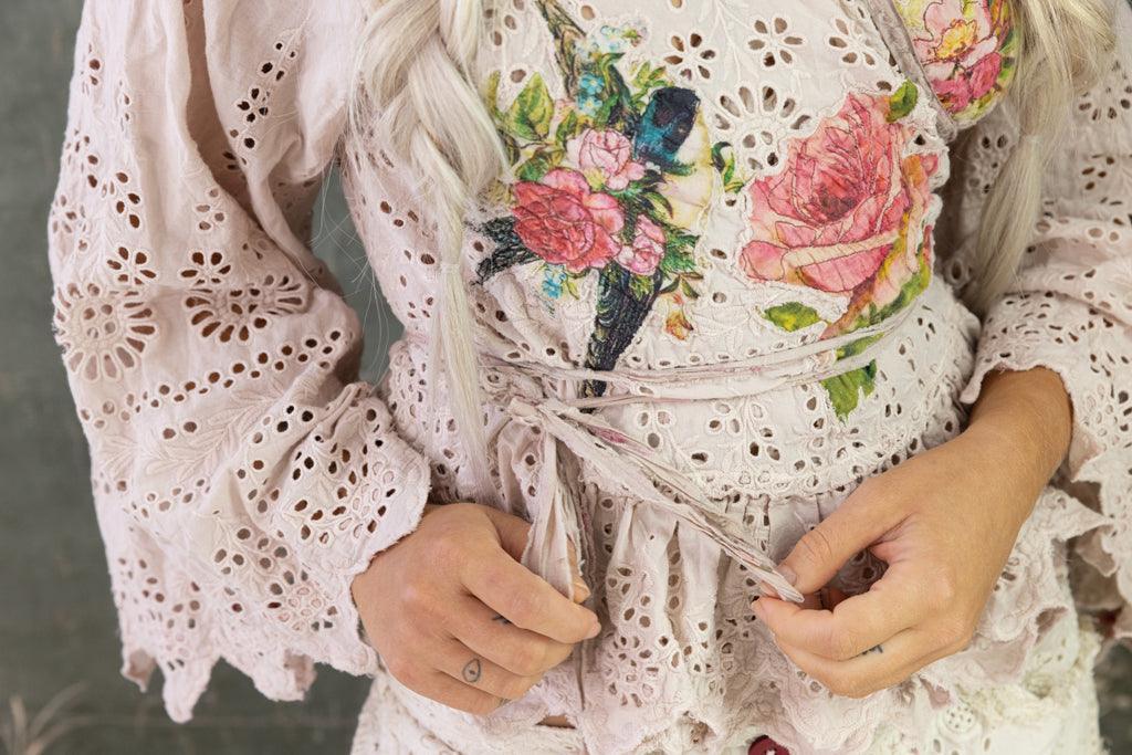 Eyelet Lise Lotte Piano Shawl - Image 12