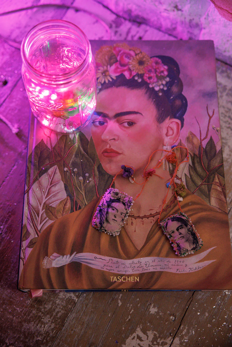 Faces Of Frida Scapular - Image 2