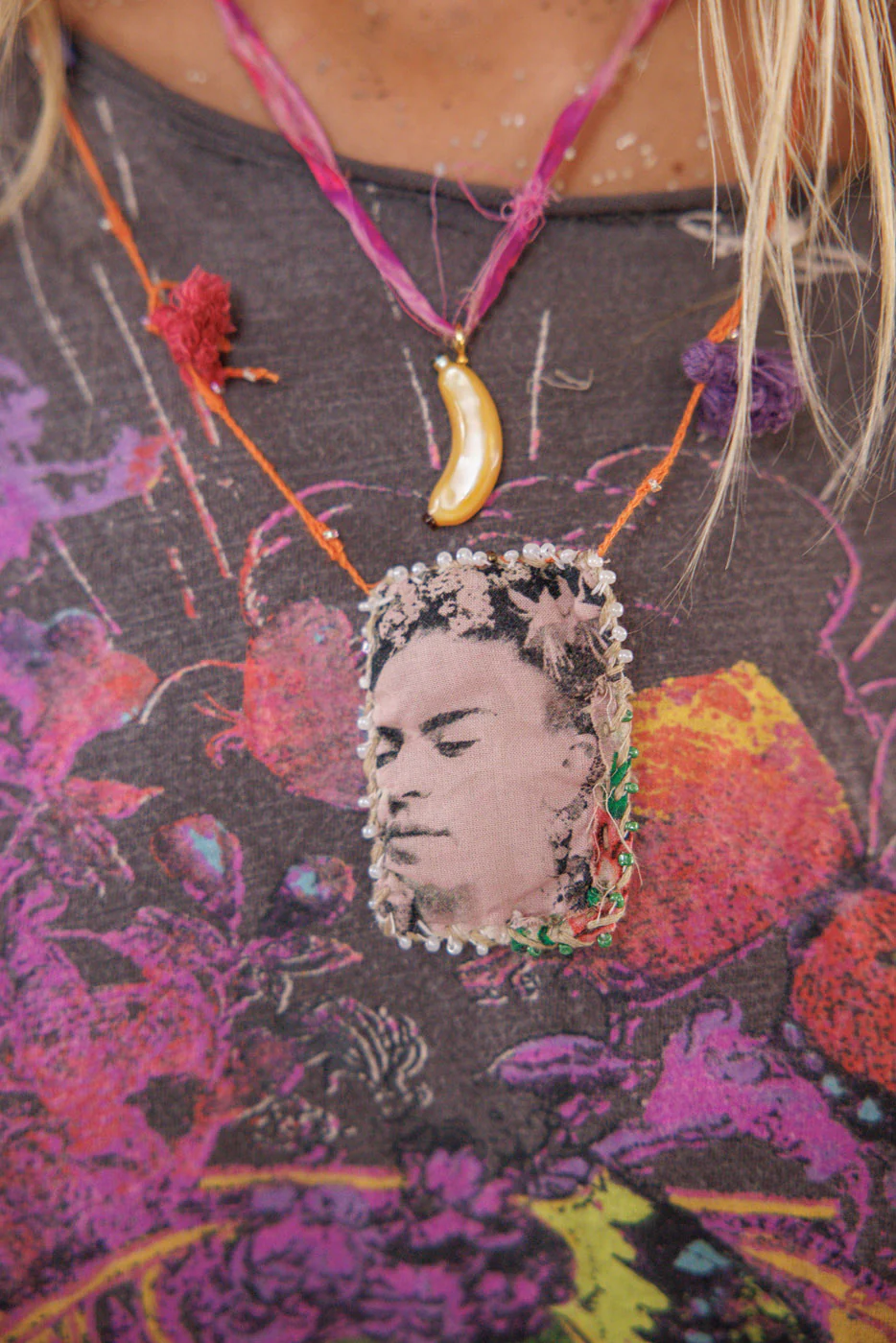 Faces Of Frida Scapular - Image 3