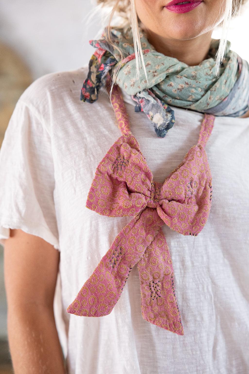 Jacquard Louis Jabot - Image 2