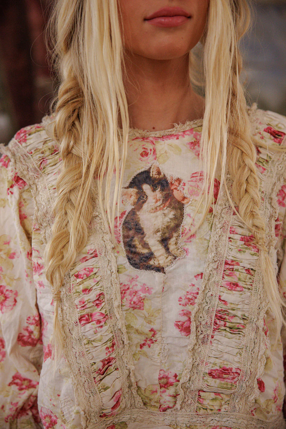 Kitty Hyacinth Blouse - Image 4
