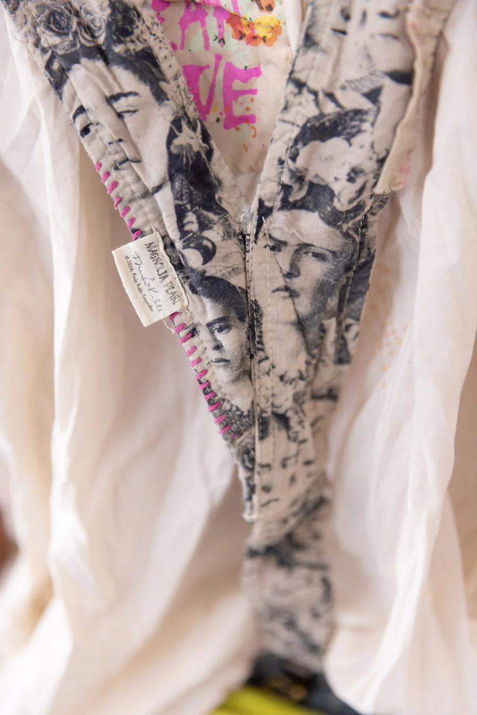 Mural Frida Suspenders - Image 4
