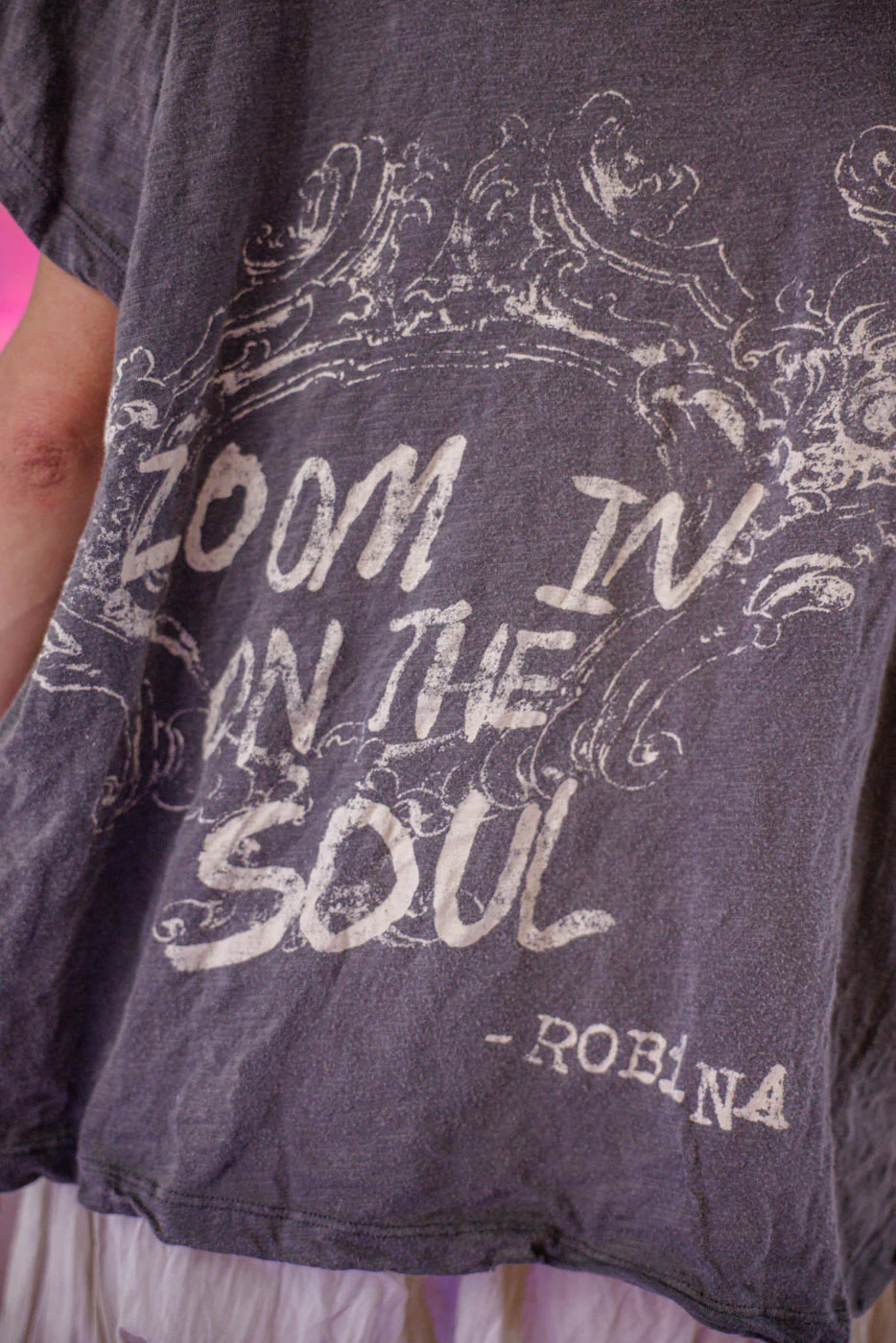 Opera De Mon Coeur Tee - Image 4