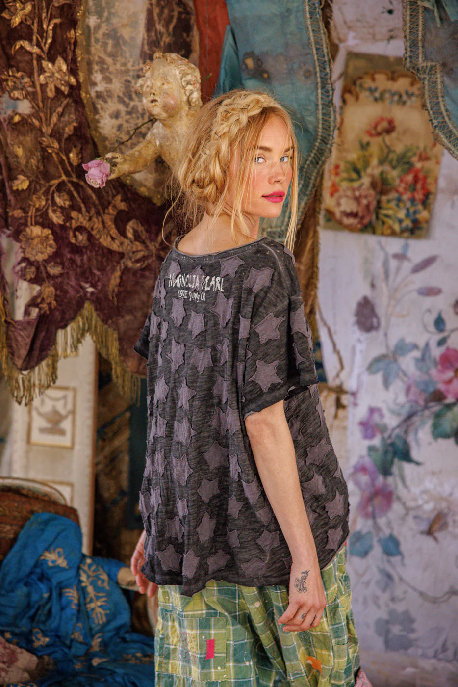 Little Star Appliqué Tee - Image 6
