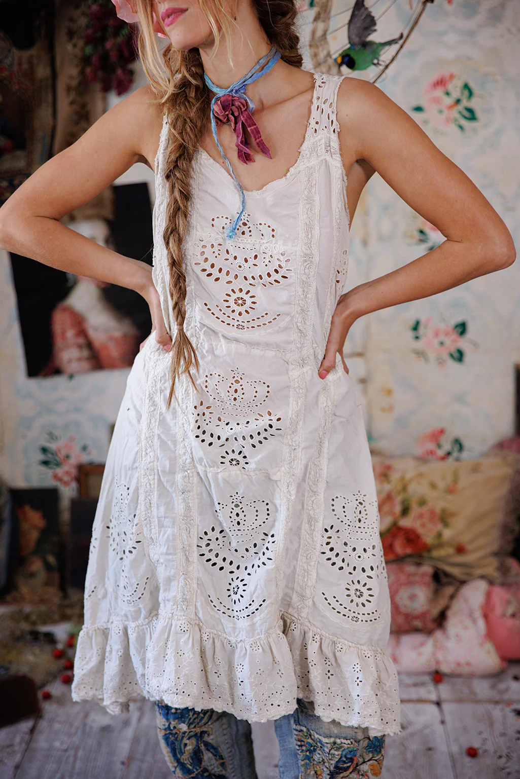 Royalty Eyelet Layla Slip - Image 2