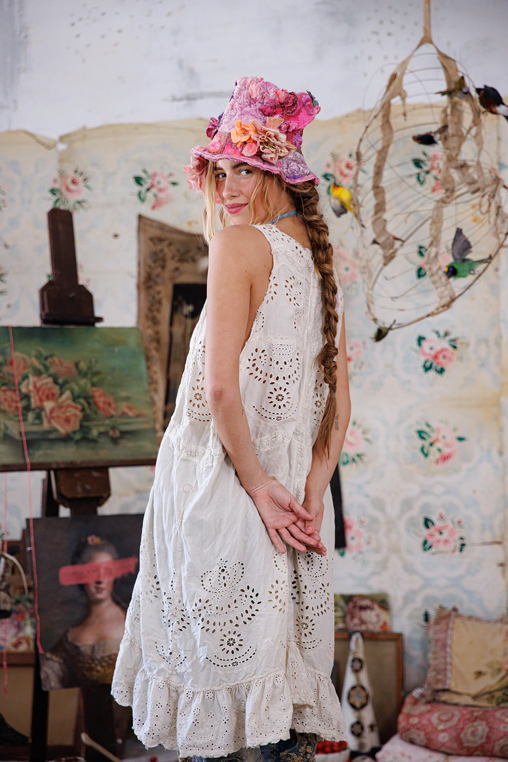 Royalty Eyelet Layla Slip - Image 4
