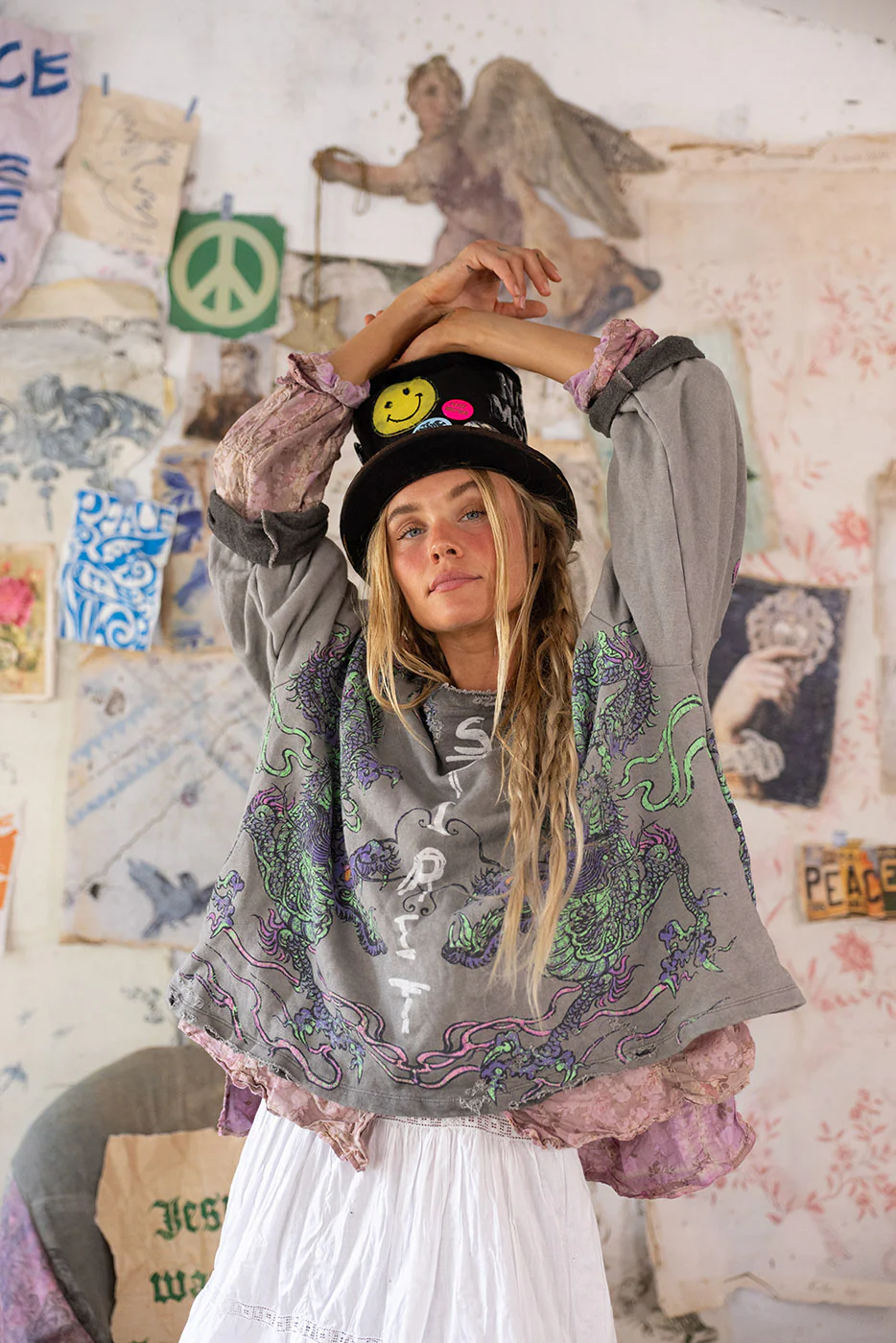 Spirit Dragon Hermosa Sweatshirt - Image 2