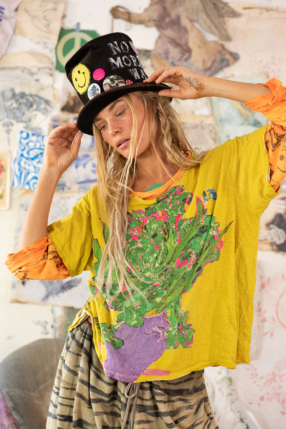 Vincent Find Beauty Tee - Image 2