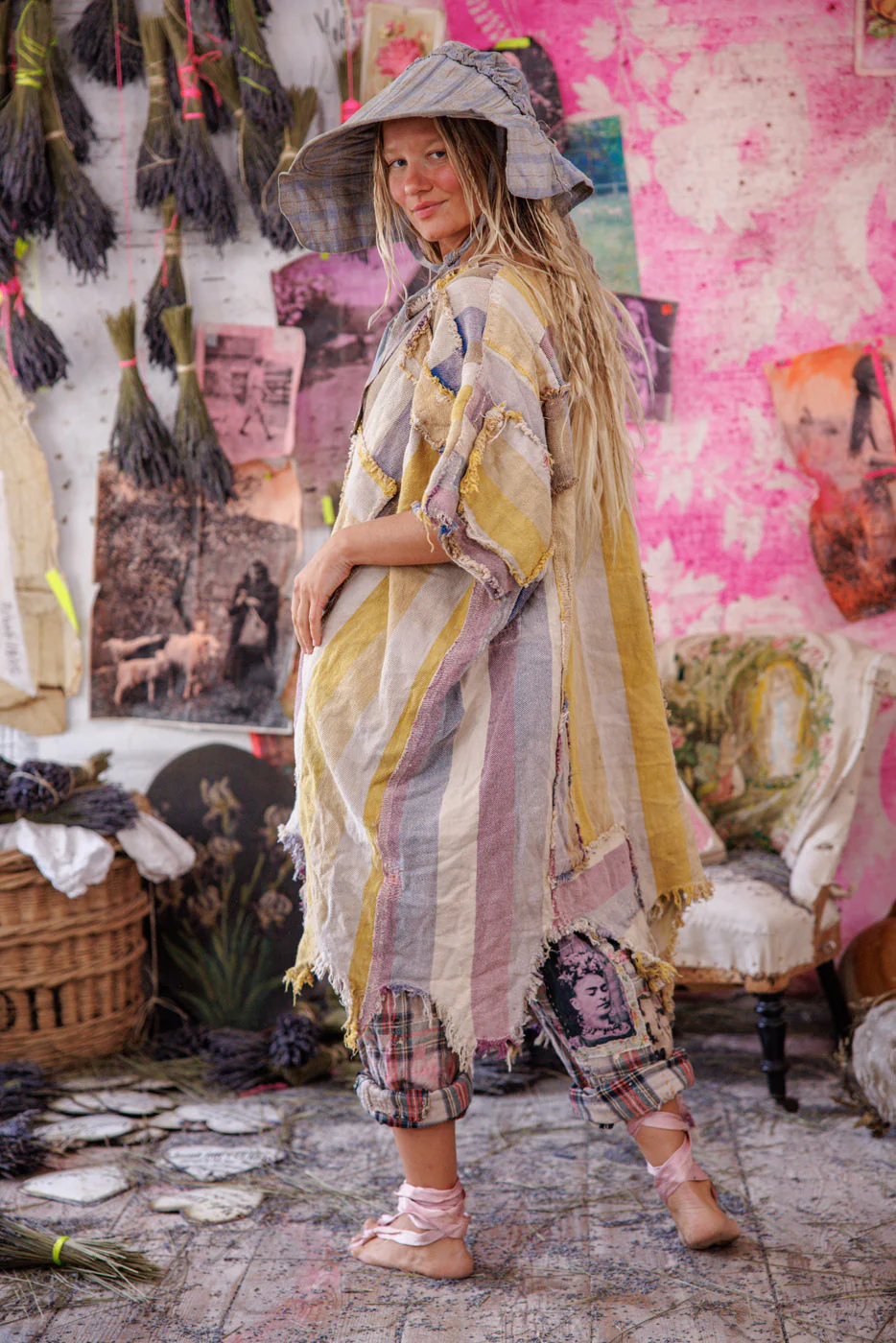 Yarn-Dyed Veda Poncho - Image 7